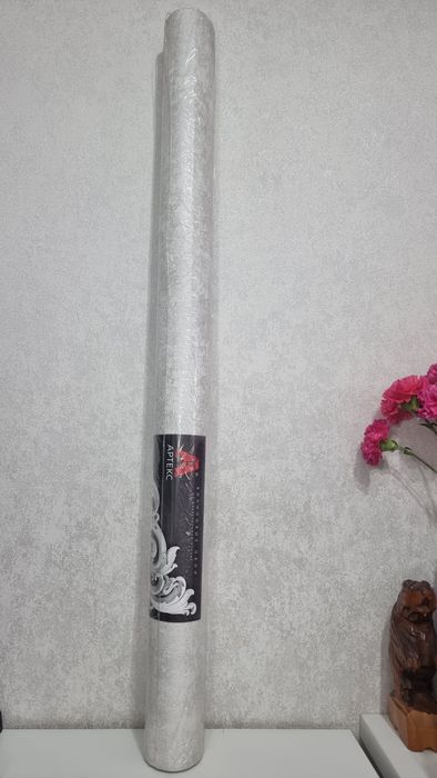 Обои флизелиновые новые 1 рулон белый классика