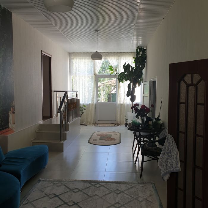 Продаю дом + Яблони Сад