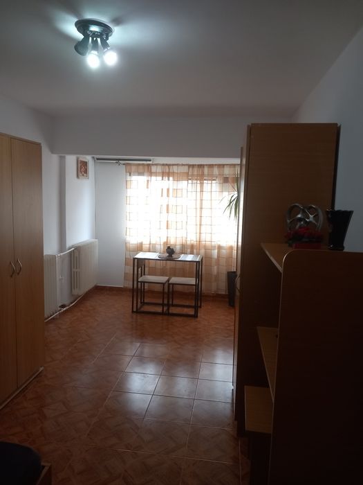 Închiriez Garsoniera Ultra Central Capitol Bd Mamaia