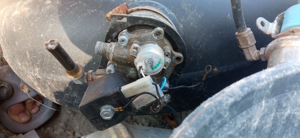 Газова бутилка 2021ва и мокоинжекция изпарител Ловато