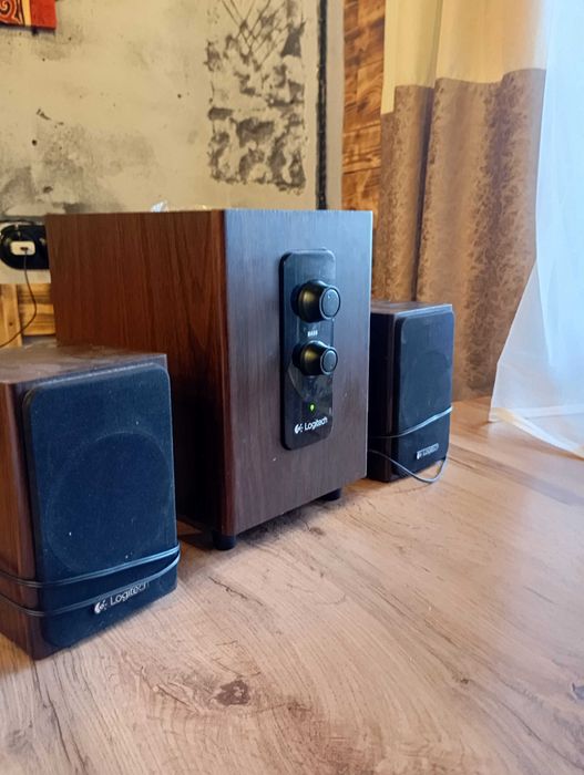 2 колонки + сабвуфер