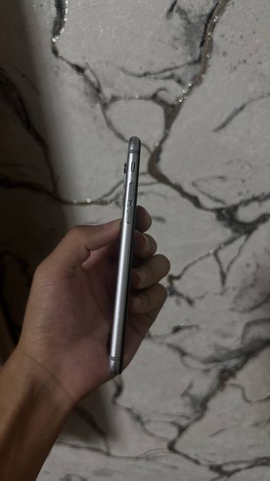 iphone 6  silver