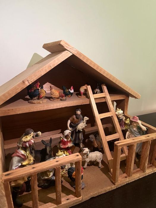 Figurine Scena nasterea Domnului + casuta lemn