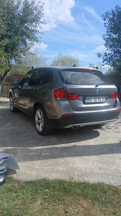 Vând BMW X1 automata X drive