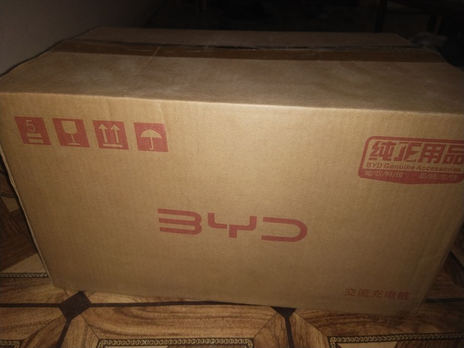 7 kw li zaryadka sotiladi srochna yengi ochilmagan