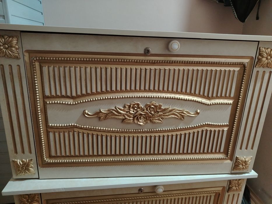 Bir juft sandiqlar! Ishlatilmagan, yangi holatda