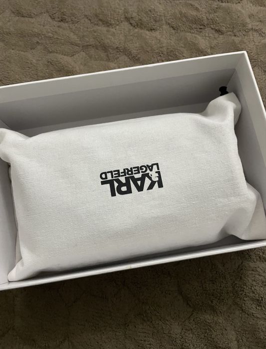 Karl Lagerfeld малка чанта