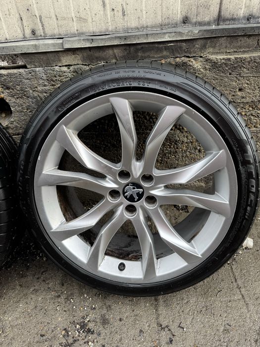 Jante R19 gama Peugeot 9673495677 cu anvelope 235/40/19