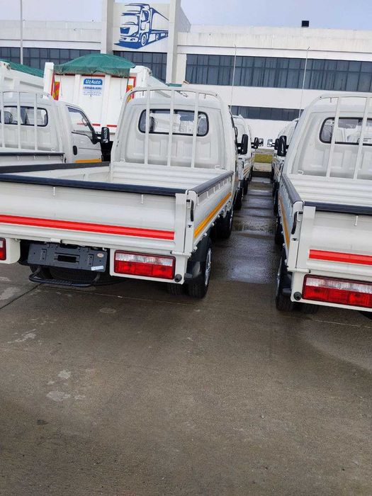 Jac X200  yuk mashinalari