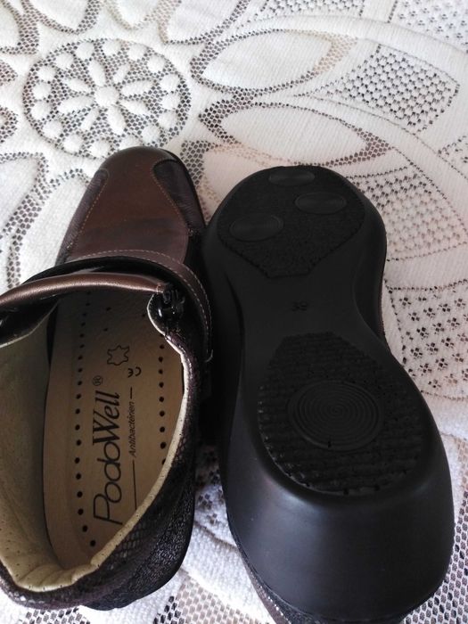 Нови дамски обувки номер 39 - 30 лв