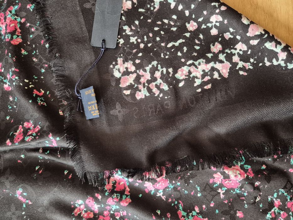 Dior Hermès Louis Vuitton шалове