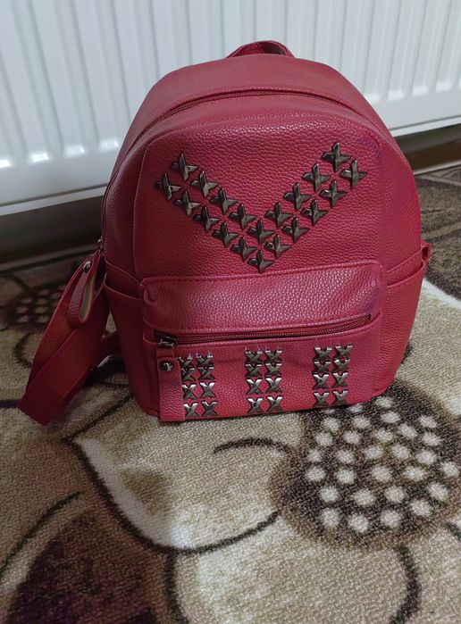 Малка кожена раница