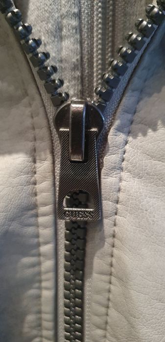 Кожено яке "Guess"