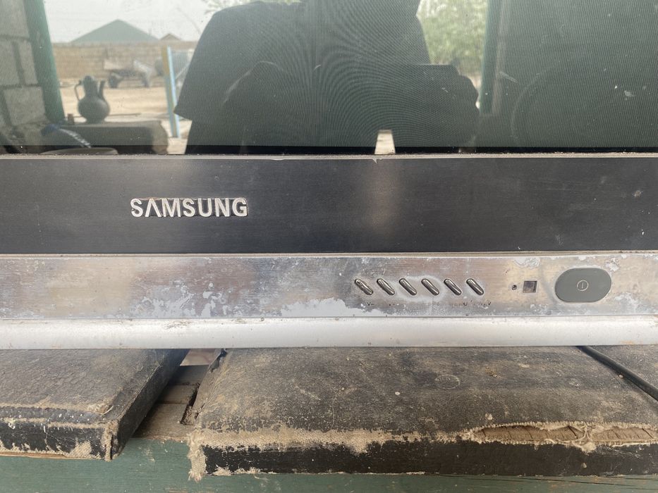 Телевизор Samsung