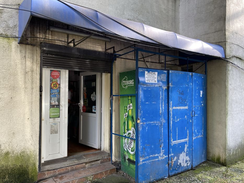 Apartament 4 camere, spatiu comercial