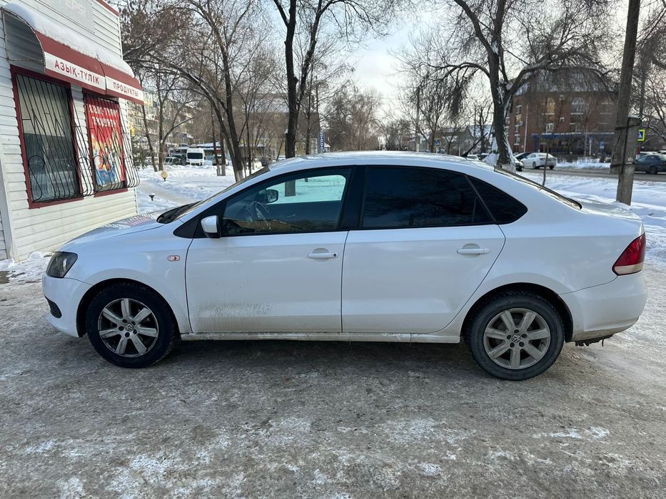 Продам поло 2014 хорошом состоияния