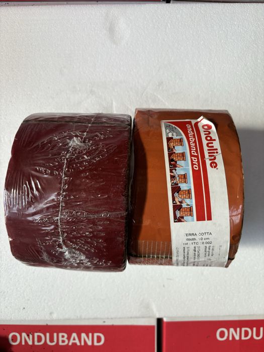 Banda bituminoasa autoadeziva