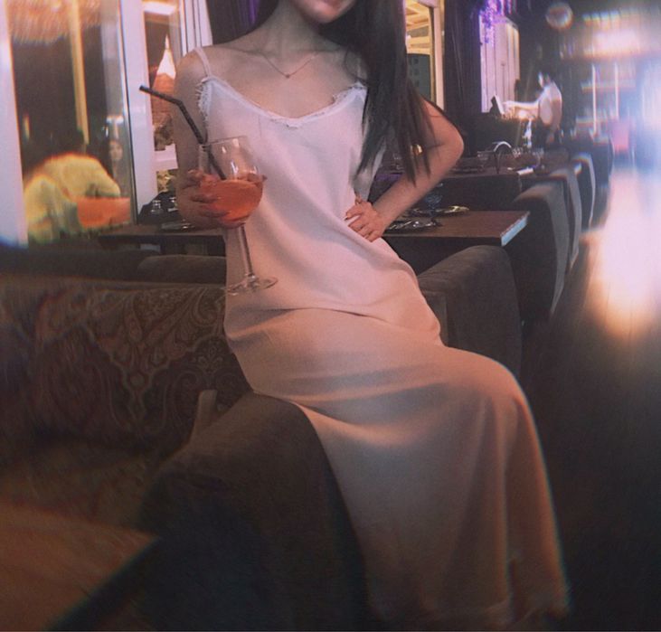 Платье в бельевом стиле