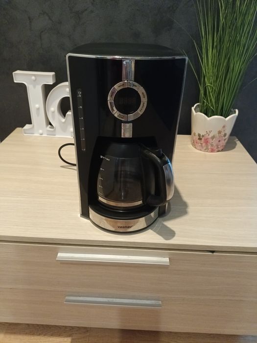 Ieftin aparat de cafea (cafetiera) Zelmer