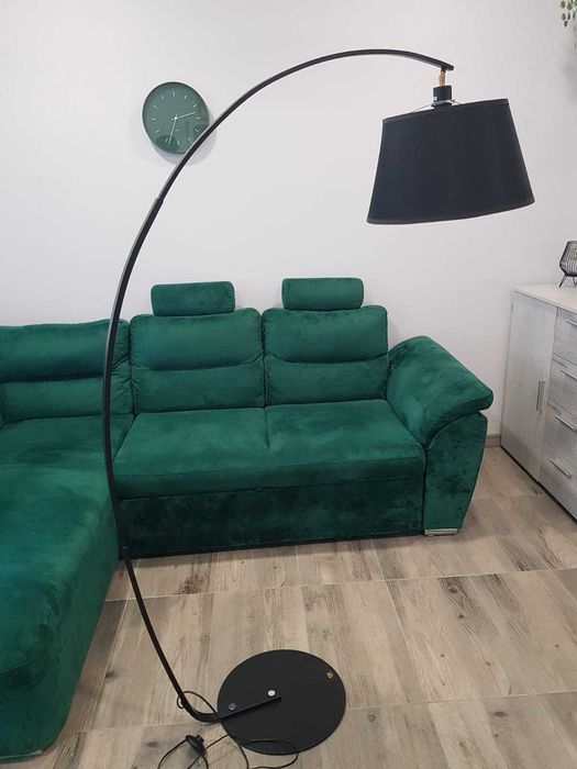 Lampa arcuita de podea