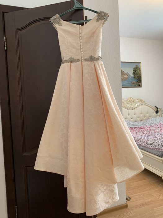 Красивые вечерние платья