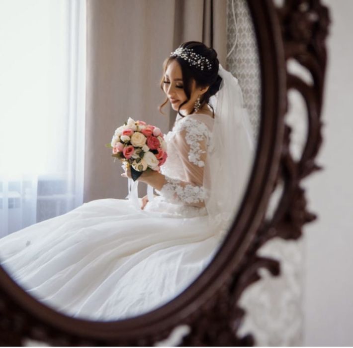 Свадебное платье