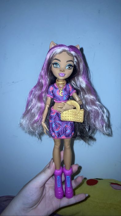 продам новую куклу monster high