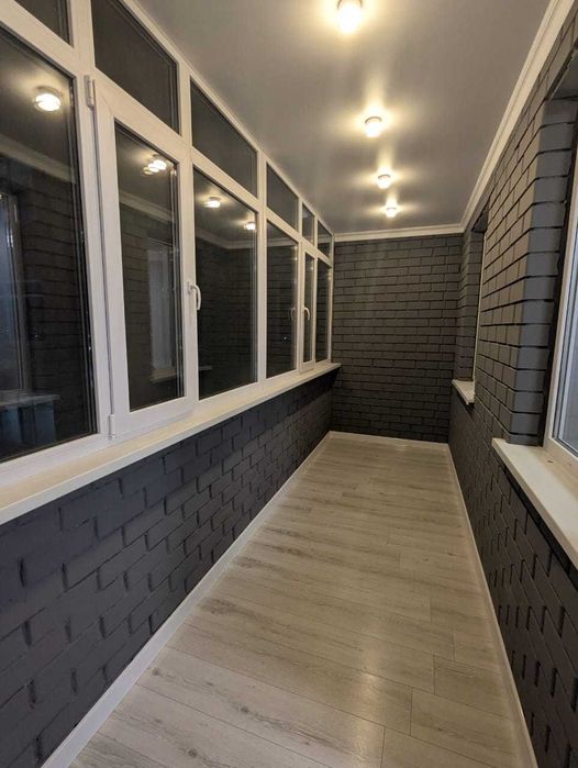 продается просторная студия