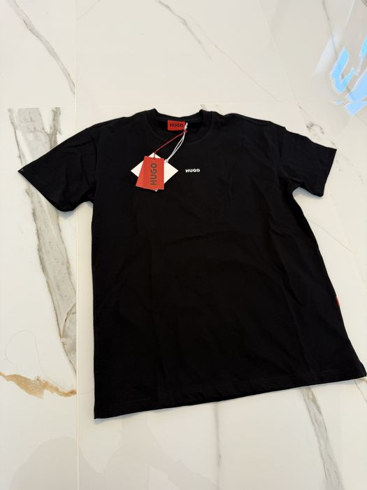 Tricou Hugo unisex