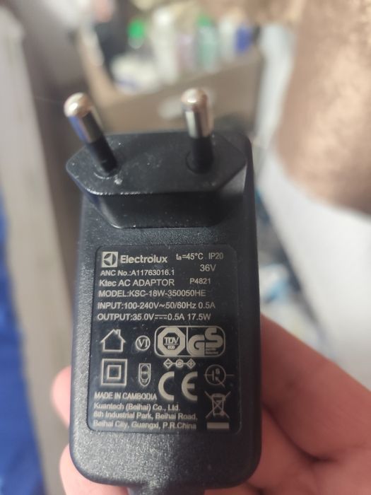 Vând aspirator Electrolux q7