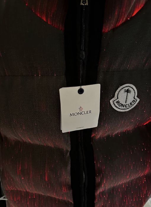 Якета:Moncler x Palm Angles