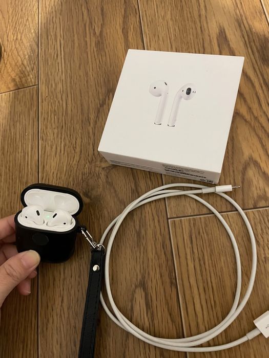AirPods with 2 сатылады