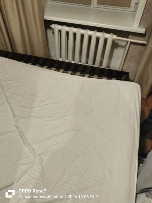 Кровать для спальни