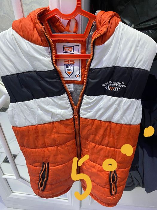 Продам детские вещи