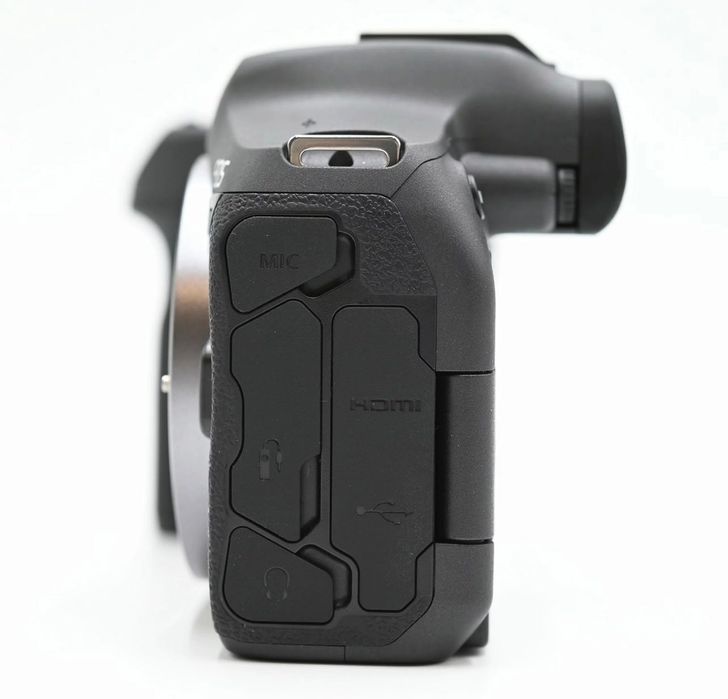 Canon R7 body новый