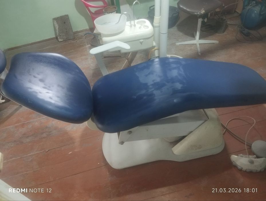 Стоматология креслоси сотилади