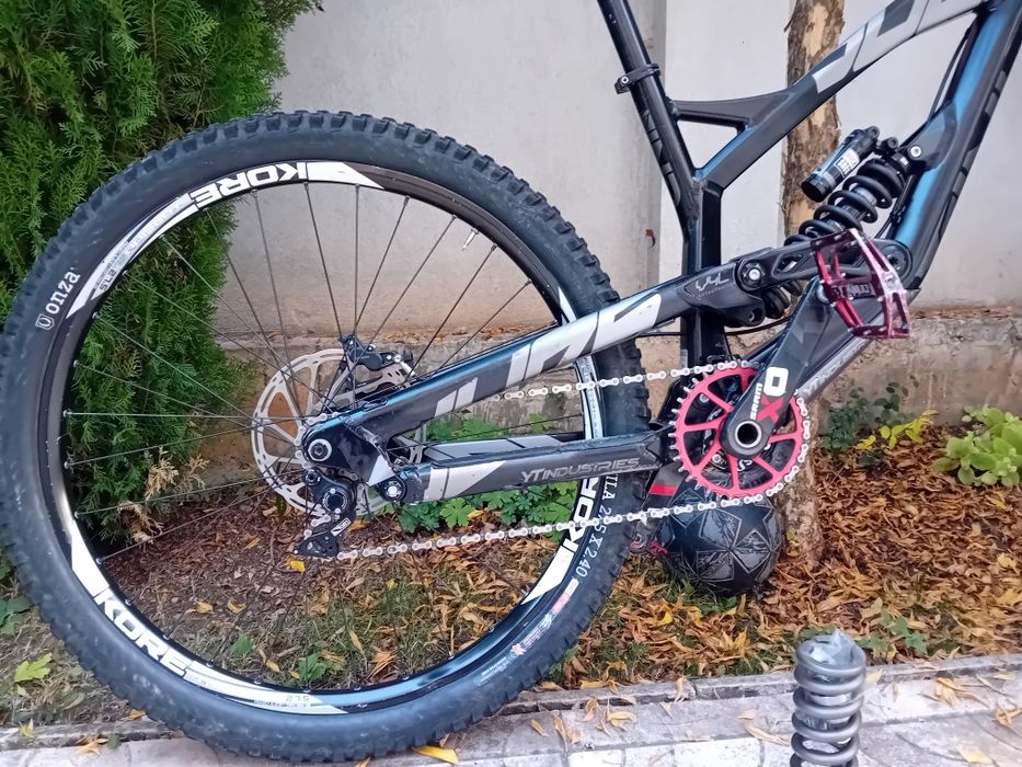 YT Tues M, 27.5 Upgrade DH, Мекица