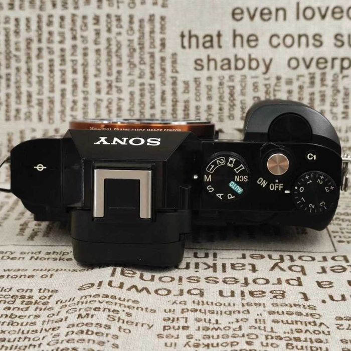 Sony IlCE-7 като НОВ !