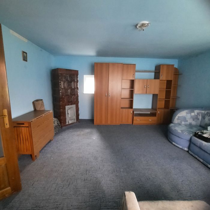 Vand Casa in centrul Feleacului, teren 700 mp.