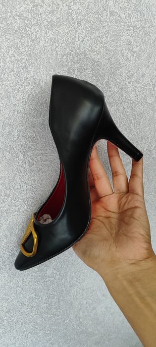 Туфли черного цвета