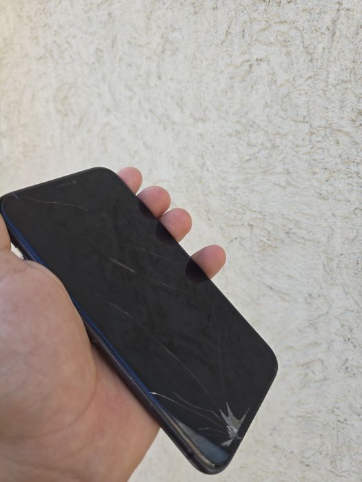 Iphone 11 pentru piese