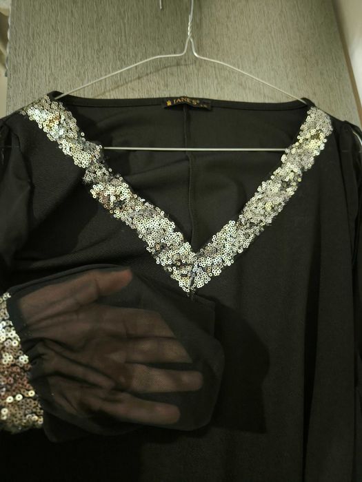 Rochie scurta forma A, cu paiete decorative