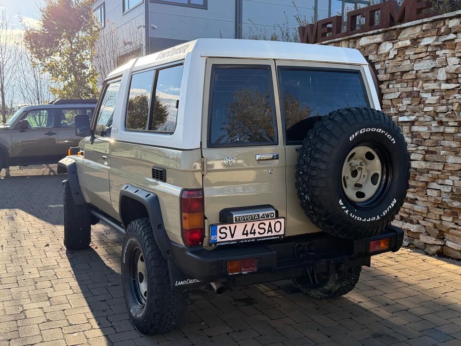 Toyota Land Cruiser 4.2 HZJ 73 Heavy Duty autoutilitara