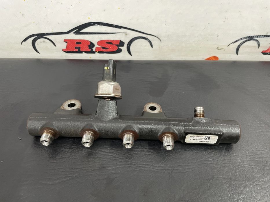 Rampa injectoare cu senzor Nissan Qashqai J11 2015 cod 175210651R