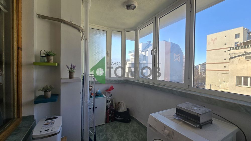 Продава се Тристаен апартамент в Стара Загора, Център - 94 кв.м за 803 €/кв.м - Снимка #4