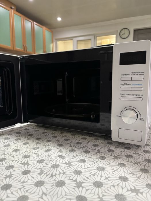 Микроволновая печь Midea