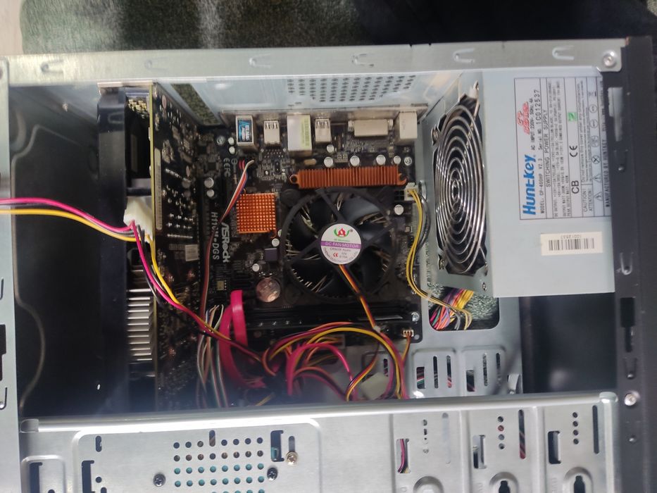 Материнская плата с процессором