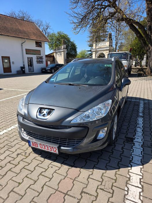 Peugeot 308 1.6 benzina și GPL
