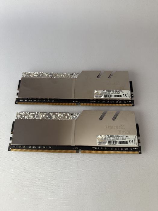 Trident z royal 4400mhz cl19 2х16gb