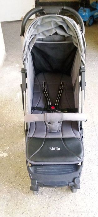 Bolalar kalyaskasi sotiladi holati zoʻr